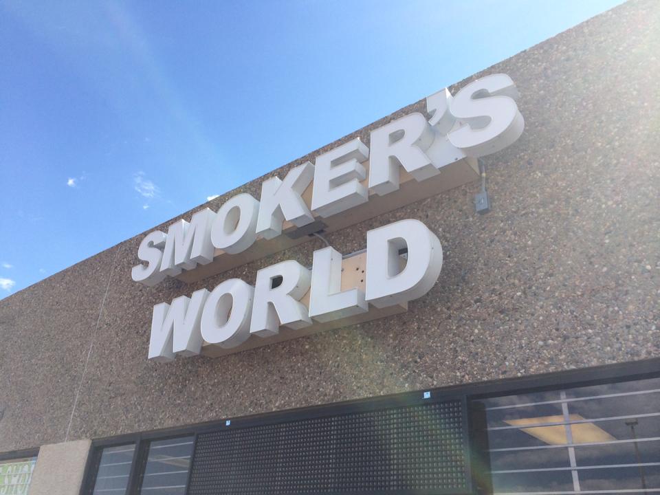 Smoker’s World